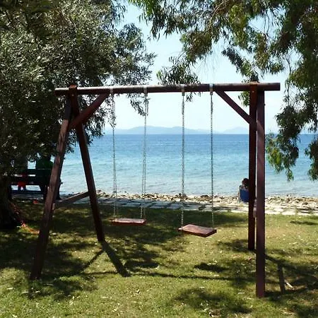 Mairi Lina Καλά Νερά
