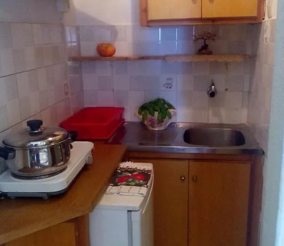 Mairi Lina カラ・ネラ