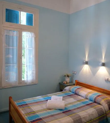 Mairi Lina カラ・ネラ