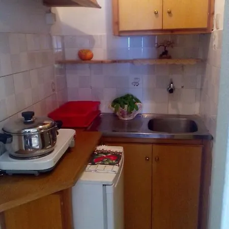 Mairi Lina Kala Nera